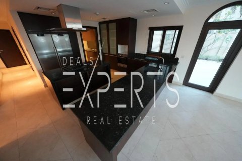 Villa till försäljning i Saadiyat Island, Abu Dhabi, UAE 4 sovrum, 971 kvm Nr. 760480 - fotografi 8