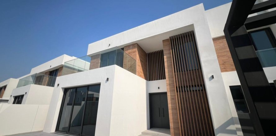 Villa em Saadiyat Island, Abu Dhabi, EAU 4 quartos, 539 m2 № 702775