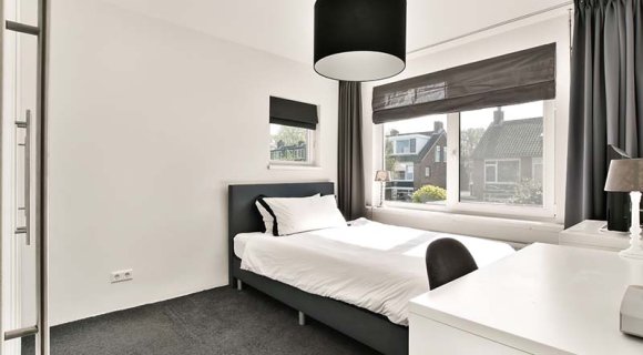 The rapid proliferation of "1% per month" plans is observed in the Dubai real estate market