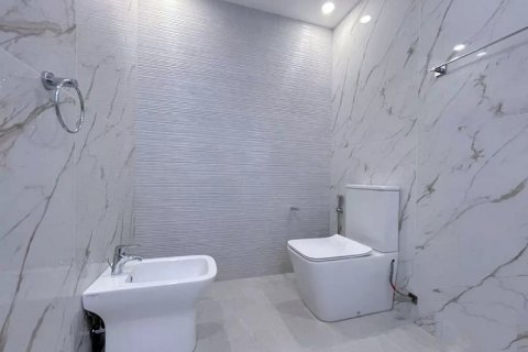 Apartmen di Jumeirah Beach Residence, Dubai, UAE 2 bilik tidur, 131 meter persegi № 722322 - foto 10