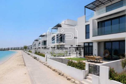 Sharjah Waterfront City, UAE의 판매용 빌라 침실 4개, 258제곱미터 번호 760722 - 사진 23