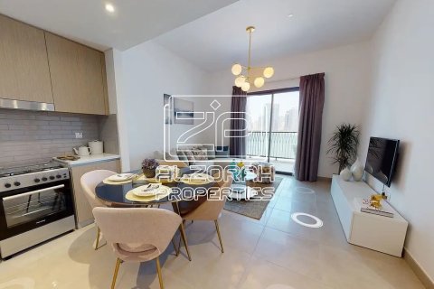 Квартира в CRYSTAL RESIDENCES в Maryam Island, Шарджа, ОАЭ 3 спальни, 157м2 № 734087