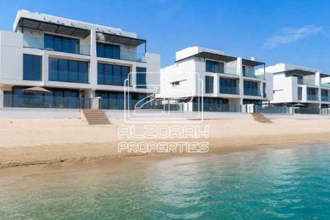 Sharjah Waterfront City, UAE의 판매용 빌라 침실 4개, 258제곱미터 번호 760722 - 사진 7