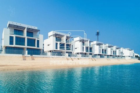 Βίλα σε Hamriyah Free Zone, Sharjah, ΗΑΕ 5 υπνοδωμάτια, 352.94 τ.μ. Αρ. 705140 - φωτογραφία 2