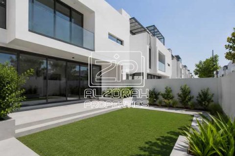 Sharjah Waterfront City, UAE의 판매용 빌라 침실 4개, 258제곱미터 번호 760722 - 사진 28