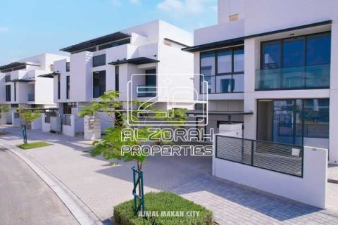 Sharjah Waterfront City, UAE의 판매용 빌라 침실 4개, 258제곱미터 번호 760722 - 사진 27