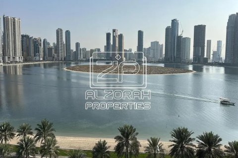 Apartment til salg i Al Khan, Sharjah, UAE 2 soveværelser, 188.4 kvm № 705116 - foto 28