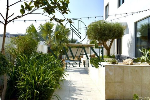  zur Miete in Umm Suqeim, Dubai, VAE 929.03 m2 Nr. 564781 - Foto 4