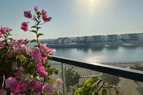 Купить квартиру в Hamriyah Free Zone, Шарджа, ОАЭ 2 комнаты, 149.48м2, № 753232 - фото 11