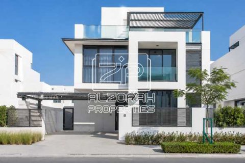 Vila v Sharjah Waterfront City, SAE 4 spálne, 242 m2 č. 760724