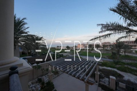 Villa till försäljning i Saadiyat Island, Abu Dhabi, UAE 4 sovrum, 971 kvm Nr. 760480 - fotografi 17