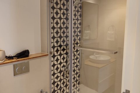 Apartament në Dubai, Emiratet e Bashkuara Arabe 2 dhoma gjumi, 75 m2. № 554211 - Foto 9