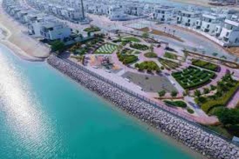 Vila di Sharjah, UAE 4 bilik tidur, 257 meter persegi № 705125 - foto 20