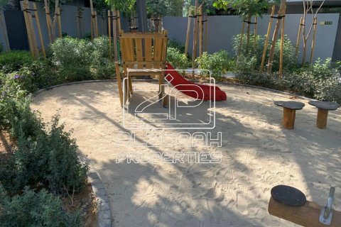 Tilal City, Sharjah, UAE의 판매용 타운하우스 침실 4개, 169제곱미터 번호 760640 - 사진 21