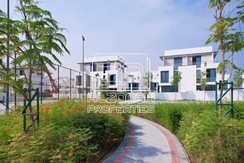 Βίλα σε Hamriyah Free Zone, Sharjah, ΗΑΕ 5 υπνοδωμάτια, 352.94 τ.μ. Αρ. 705140 - φωτογραφία 25