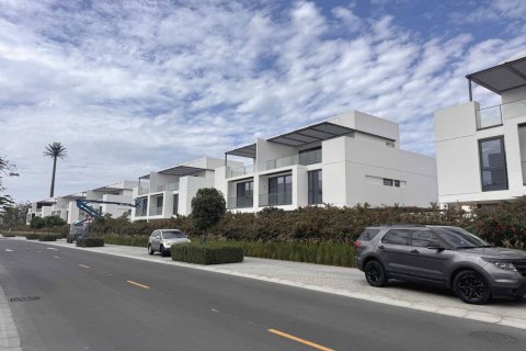 Vila di Sharjah, UAE 4 bilik tidur, 257 meter persegi № 705125 - foto 6