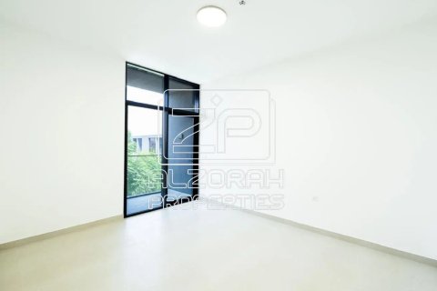 Tilal City, Sharjah, UAE의 판매용 타운하우스 침실 4개, 169제곱미터 번호 760640 - 사진 7