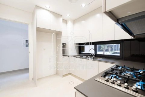 Tilal City, Sharjah, UAE의 판매용 타운하우스 침실 4개, 169제곱미터 번호 760640 - 사진 6
