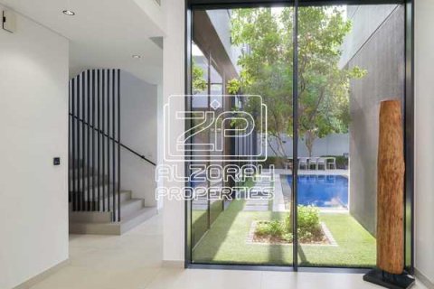 Vilë në Sharjah, Emiratet e Bashkuara Arabe 4 dhoma gjumi, 158 m2. № 734094 - Foto 18