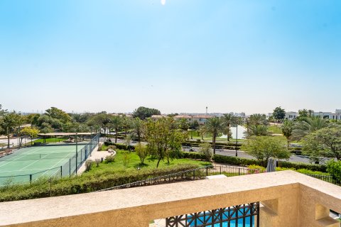 Vila u gradu Jumeirah Islands, Dubai, UAE 4 spavaće sobe, 488 m2 Br. 734117 - Slika 3
