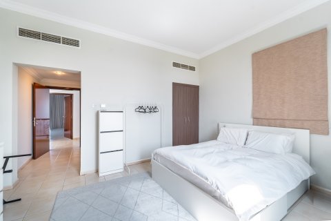 Vila u gradu Jumeirah Islands, Dubai, UAE 4 spavaće sobe, 488 m2 Br. 734117 - Slika 19