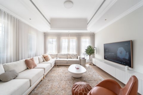 Vila u gradu Jumeirah Islands, Dubai, UAE 4 spavaće sobe, 488 m2 Br. 734117 - Slika 8