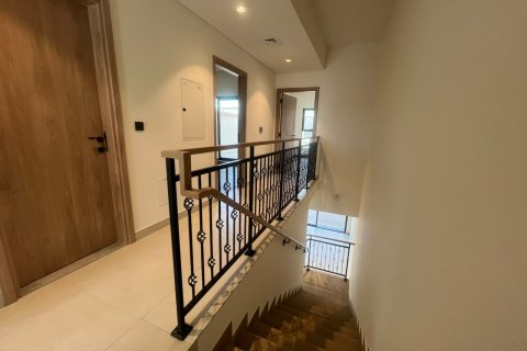 Shtëpi në qytet në Golf City, Dubai, Emiratet e Bashkuara Arabe 4 dhoma gjumi, 144 m2. № 734114 - Foto 7