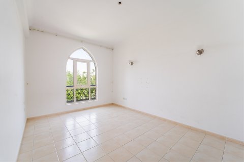 Villa à vendre à  Jumeirah Islands, Dubai, EAU 4 chambres, 497 m2 № 734116 - photo 14