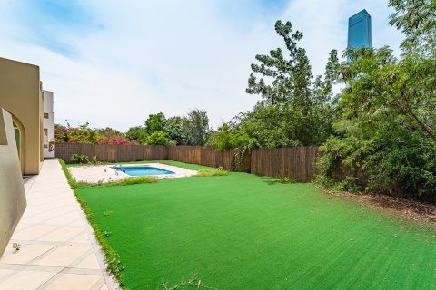 Villa à vendre à  Jumeirah Islands, Dubai, EAU 4 chambres, 497 m2 № 734116 - photo 3