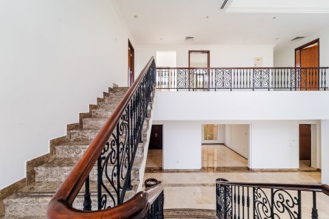 Villa à vendre à  Jumeirah Islands, Dubai, EAU 4 chambres, 497 m2 № 734116 - photo 8