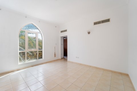 Villa à vendre à  Jumeirah Islands, Dubai, EAU 4 chambres, 497 m2 № 734116 - photo 11