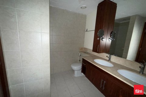 Снять в аренду квартиру в Даунтаун Дубай (Даунтаун Бурдж Дубай), ОАЭ 2 спальни, 133.3м2, № 703639 - фото 6