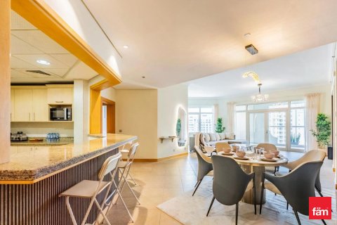 آپارتمان در Palm Jumeirah، Dubai ، امارات متحده عربی 3 خوابه ، 202.7 متر مربع.  شماره 703632