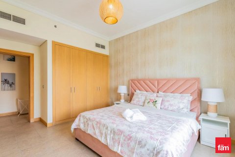 Appartamento in affitto a Palm Jumeirah, Dubai, EAU 3 camere da letto, 202.7 mq. № 703632 - foto 15