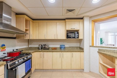 Appartamento in affitto a Palm Jumeirah, Dubai, EAU 3 camere da letto, 202.7 mq. № 703632 - foto 12