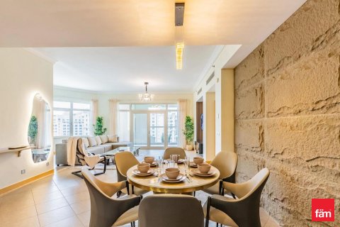 Appartamento in affitto a Palm Jumeirah, Dubai, EAU 3 camere da letto, 202.7 mq. № 703632 - foto 2