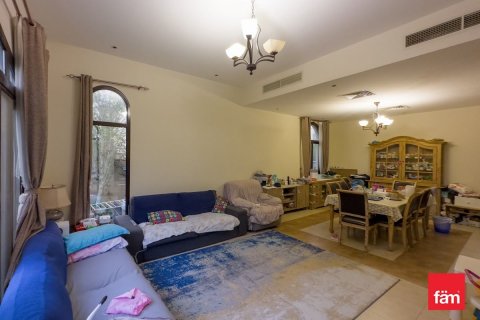 Townhouse in Dubai, UAE 4 bedrooms, 380.7 sq.m. № 591131 - photo 8