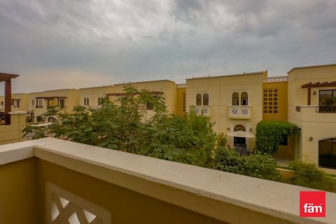 Townhouse in Dubai, UAE 4 bedrooms, 380.7 sq.m. № 591131 - photo 9