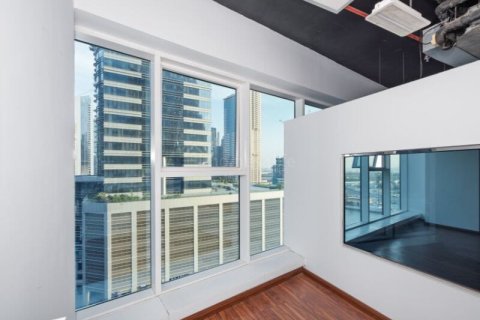 Business Bay、Dubai、UAE にあるオフィスの賃貸物件 75 m2、No680056 - 写真 13