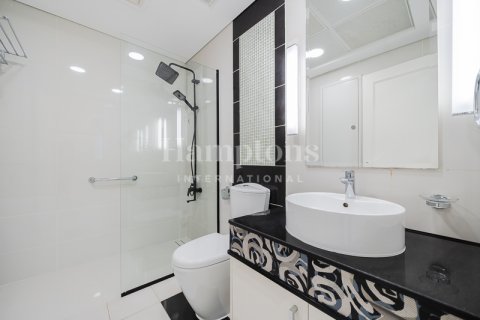 Appartamento in affitto a Downtown Dubai (Downtown Burj Dubai), Dubai, EAU 3 camere da letto, 141.67986209 mq. № 583803 - foto 16