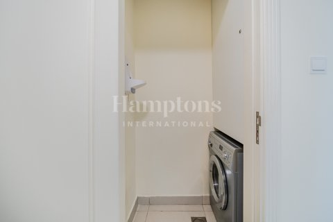 Appartamento in affitto a Downtown Dubai (Downtown Burj Dubai), Dubai, EAU 3 camere da letto, 141.67986209 mq. № 583803 - foto 1
