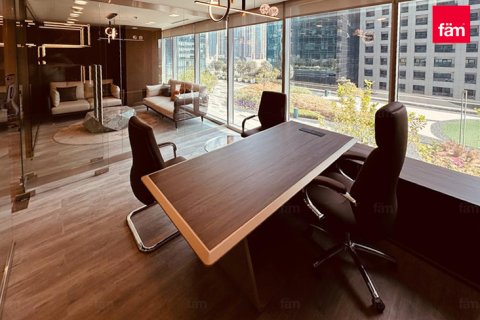 Office in Business Bay, Dubai, UAE 67.4 sq.m. № 694234 - photo 2