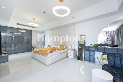 Dubai Marina, Dubai, UAE의 임대용 아파트 침실 3개, 360.46364000제곱미터 번호 709507 - 사진 16