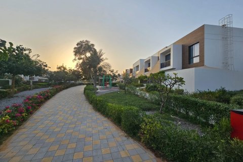 Māja Mina Al Arab, Ras Al Khaimahjā, AAE 3 istabas, 288 m2 Nr. 656074 - attēls 6