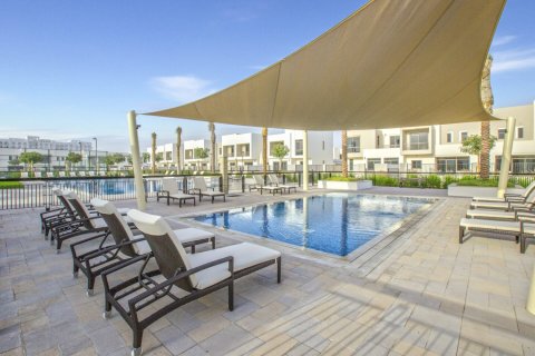 Kamienica na sprzedaż w Town Square, Dubai, ZEA 3 sypialnie, 215 mkw., nr 719982 - zdjęcie 14