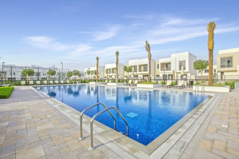 Kamienica na sprzedaż w Town Square, Dubai, ZEA 3 sypialnie, 215 mkw., nr 719982 - zdjęcie 13