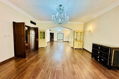 Villa i Jumeirah, Dubai, Emiratene 5 soverom, 743 kvm nr. 722186