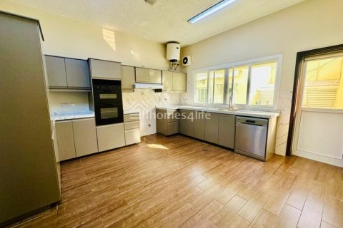 Зняти в оренду віллу в Джумейра, Дубай, ОАЕ 5 спалень, 743м2, № 722186 - фото 9