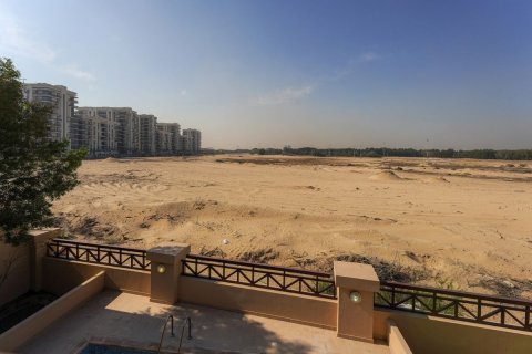Commercial property in Al Raha Golf Gardens, Abu Dhabi, UAE 4 bedrooms, 522 sq.m. № 594302 - photo 27