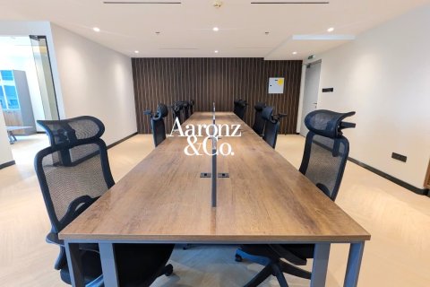 Biuro w Jumeirah Lake Towers, Dubai, ZEA 90 mkw. nr 741564